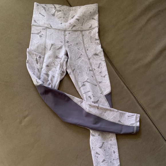Athleta White/Gray Leggings - Picture 3 of 7